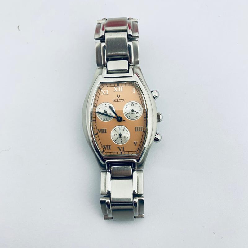 OROLOGIO DA POLSO BULOVA NUMERI ROMANI QUADRANTE ROSA | Mercatino  dell'Usato Lago patria - giugliano in c.