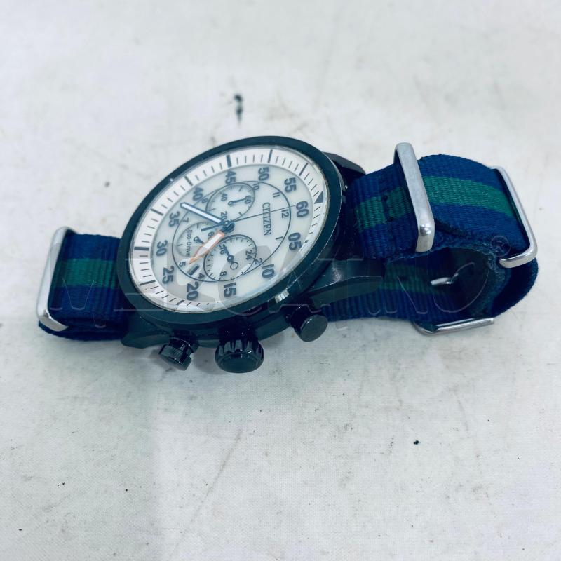 OROLOGIO DA POLSO CITIZEN NERO QUADRATNTE PANNA LANCETTE NERE  | Mercatino dell'Usato Lago patria - giugliano in c. 2