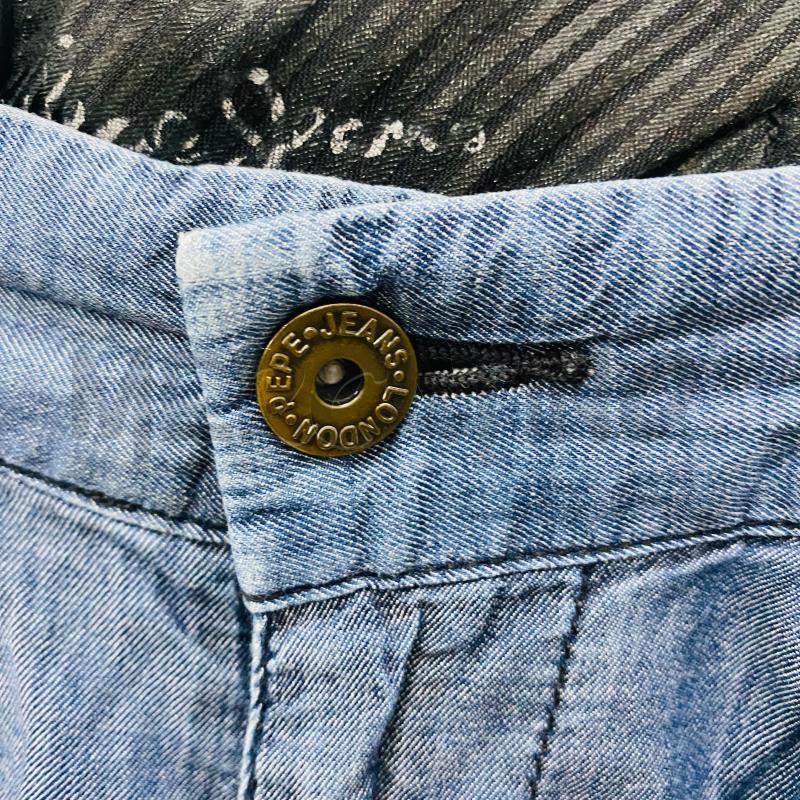 PANTALONCINO DONNA PEPE JEANS DENIM LEGGERO CUCITURE GIALLE | Mercatino dell'Usato Lago patria - giugliano in c. 2
