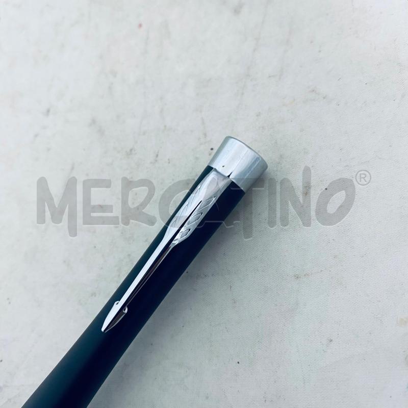 PENNA A SFERA PARKER NERA E GRIGIO | Mercatino dell'Usato Lago patria - giugliano in c. 4