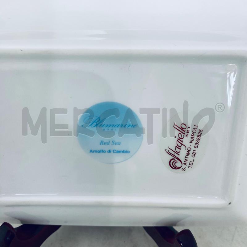 PIATTINO BLUMARINE ROSA SFONDOAZZURRO DISEGNO MARE | Mercatino dell'Usato Lago patria - giugliano in c. 3
