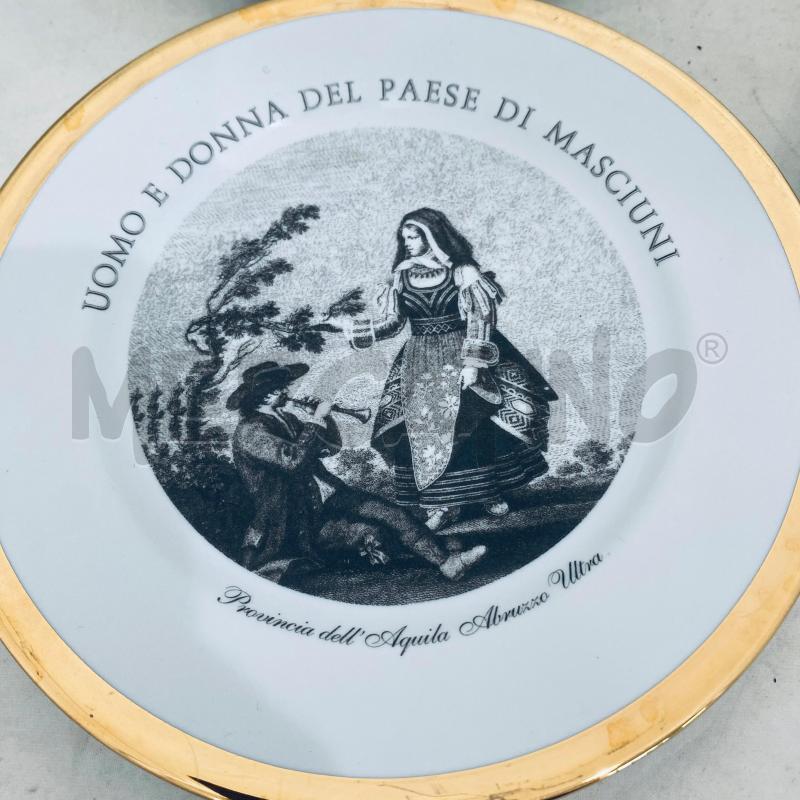 PIATTI R.L CAPODIMONTE PZ 4 SERIE G7NAPOLI LUGLIO 1994 - UOMO E DONNA | Mercatino dell'Usato Lago patria - giugliano in c. 2