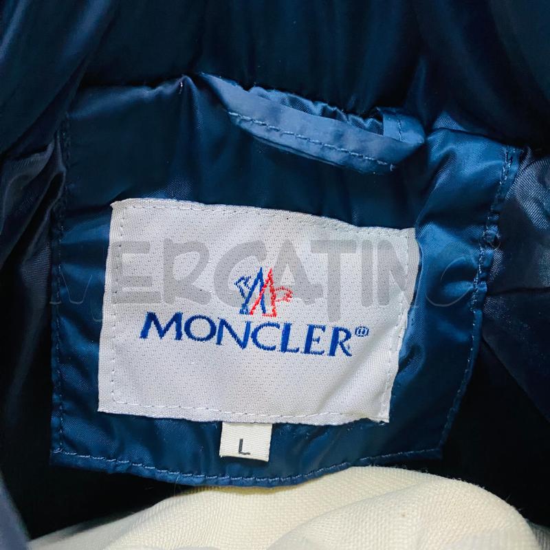 PIUMINO DONNA MONCLER BLU CANGIANTE  | Mercatino dell'Usato Lago patria - giugliano in c. 3