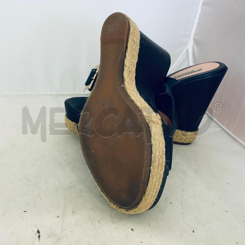 SANDALI DONNA PINKO ZEPPE PELLE CON FIBIA DORATA LOGO  | Mercatino dell'Usato Lago patria - giugliano in c. 4