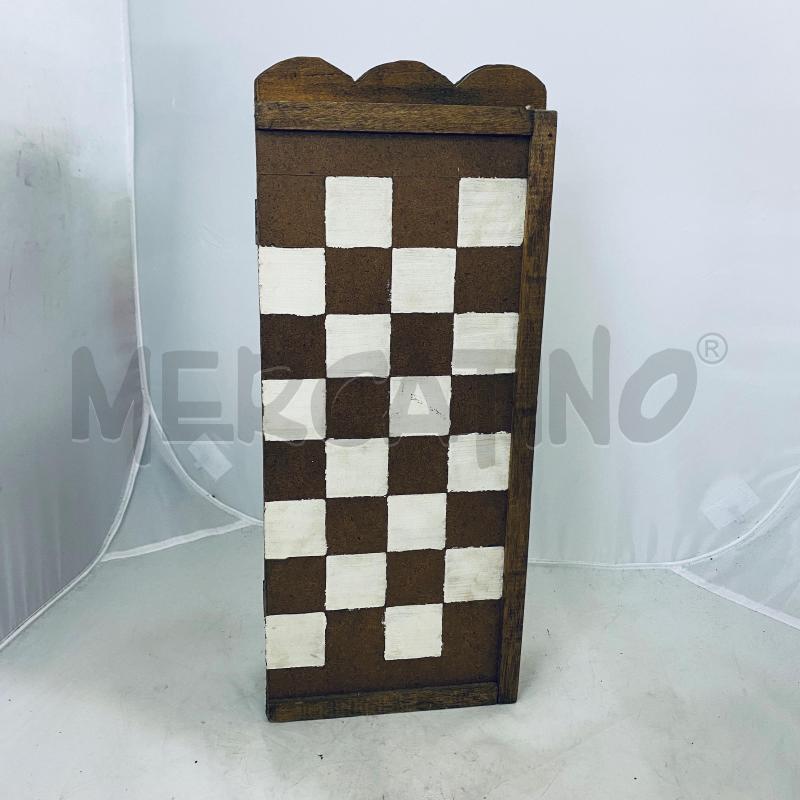 SCACCHIERA CON PEZZI DECORATI A MANO | Mercatino dell'Usato Lago patria - giugliano in c. 2