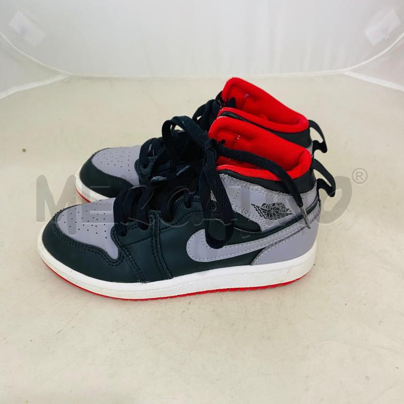 SCARPE BAMBINO JORDAN NERE PROFILO ROSSO  | Mercatino dell'Usato Lago patria - giugliano in c. 3