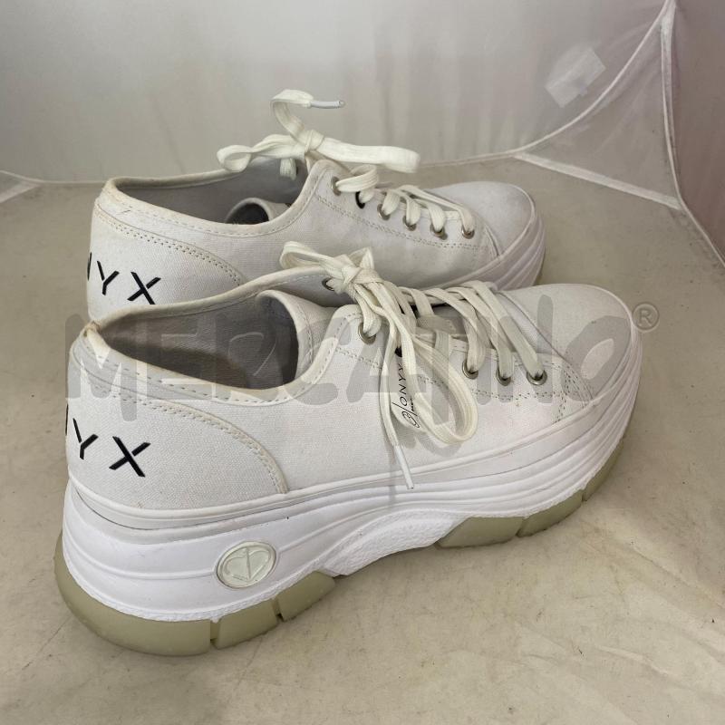 SCARPE DONNA ONIX BIANCHI TELA  | Mercatino dell'Usato Lago patria - giugliano in c. 2