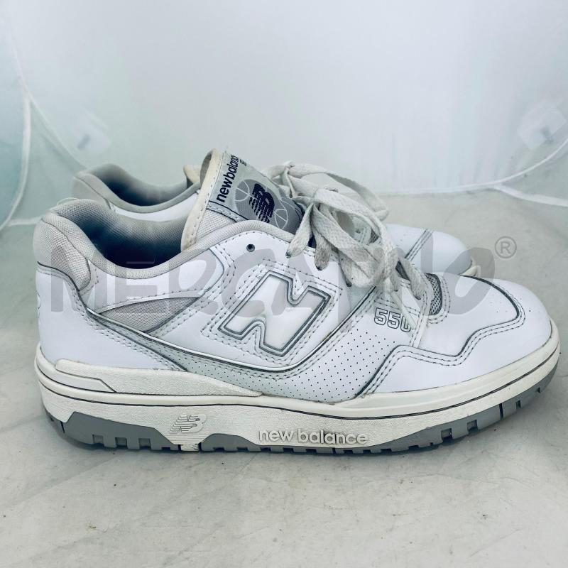SCARPE NEW BALANCE 550 BIANCHE | Mercatino dell'Usato Lago patria - giugliano in c. 4