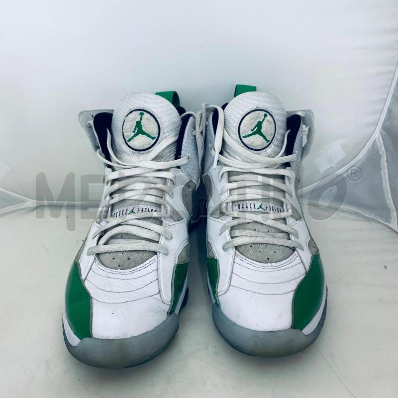 SCARPE UOMO JORDAN JUMPMAN TWO TREY BIANCHE E VERDI | Mercatino dell'Usato Lago patria - giugliano in c. 1