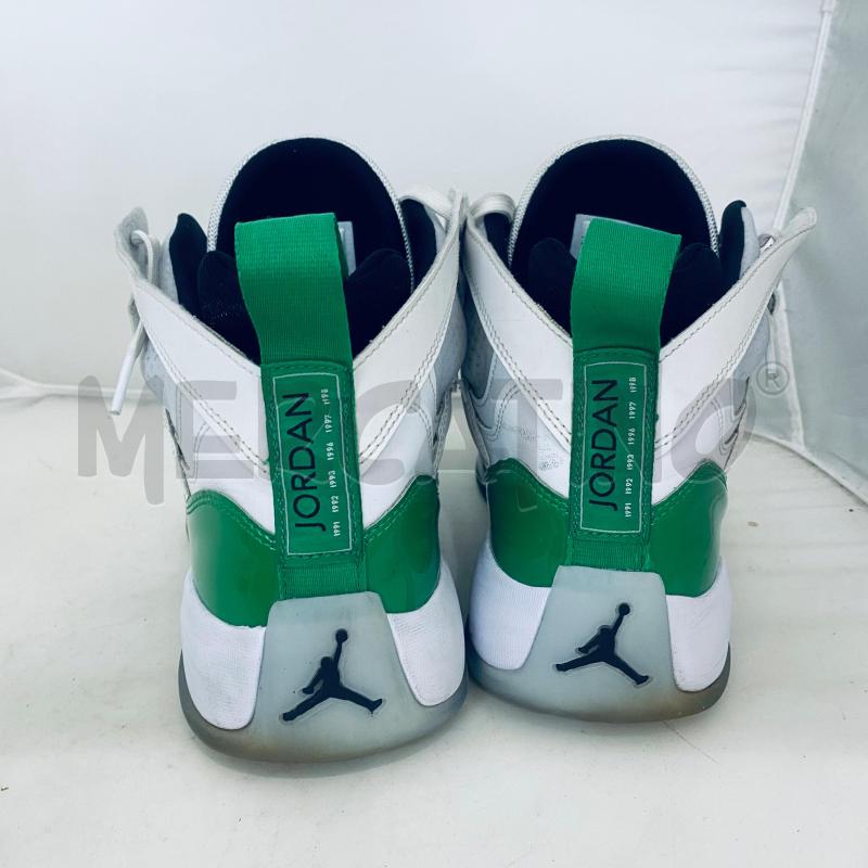 SCARPE UOMO JORDAN JUMPMAN TWO TREY BIANCHE E VERDI | Mercatino dell'Usato Lago patria - giugliano in c. 4