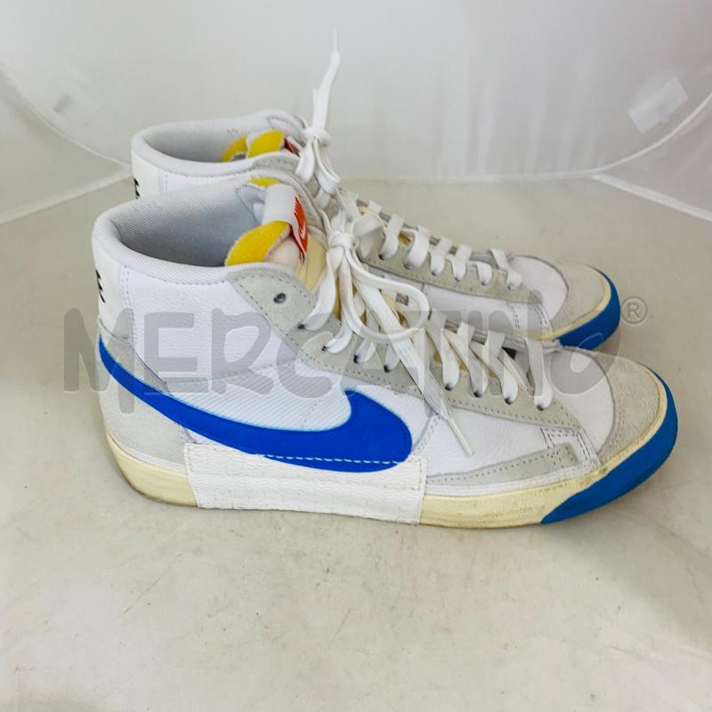 SCARPE UOMO NIKE BIANCHE BAFFO AZZURRO   | Mercatino dell'Usato Lago patria - giugliano in c. 4