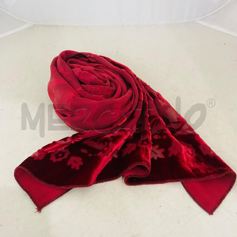 SCIARPA DONNA MOSCHINO SCARTELLINATA VELLUTO DISEGNI NATALIZI ROSSA | Mercatino dell'Usato Lago patria - giugliano in c. 3