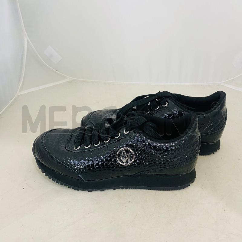 SNEAKERS DONNA ARMANI JEANS STAMPA COCCODRILLO LUCIDE | Mercatino dell'Usato Lago patria - giugliano in c. 2