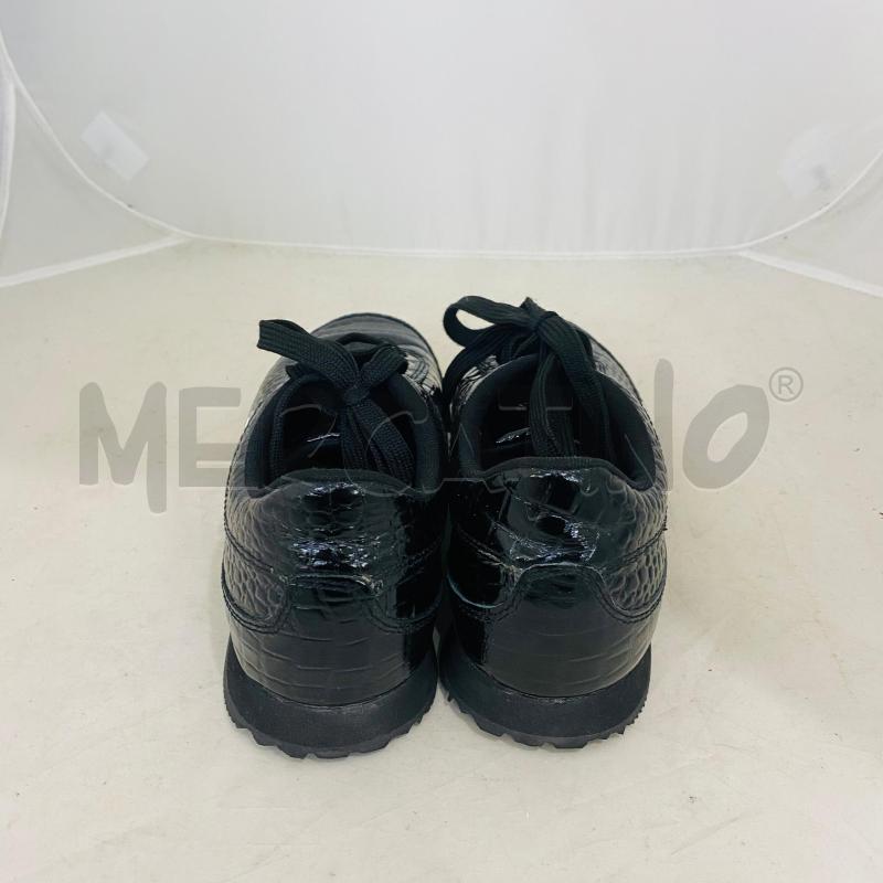 SNEAKERS DONNA ARMANI JEANS STAMPA COCCODRILLO LUCIDE | Mercatino dell'Usato Lago patria - giugliano in c. 3