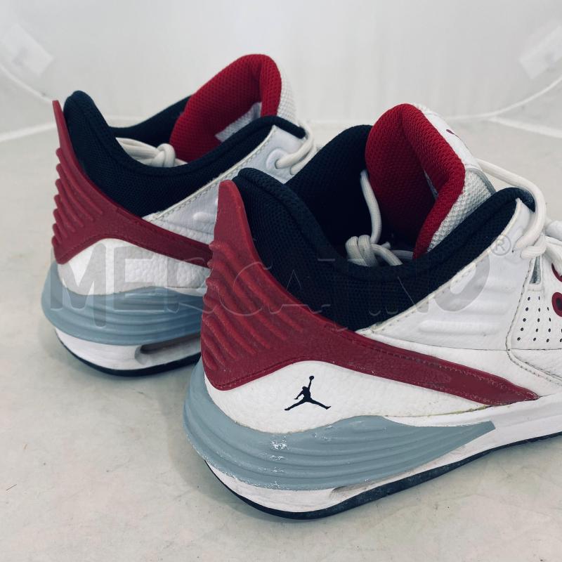 SNEAKERS JORDAN MAX AURA BIANCHE E ROSSE | Mercatino dell'Usato Lago patria - giugliano in c. 2