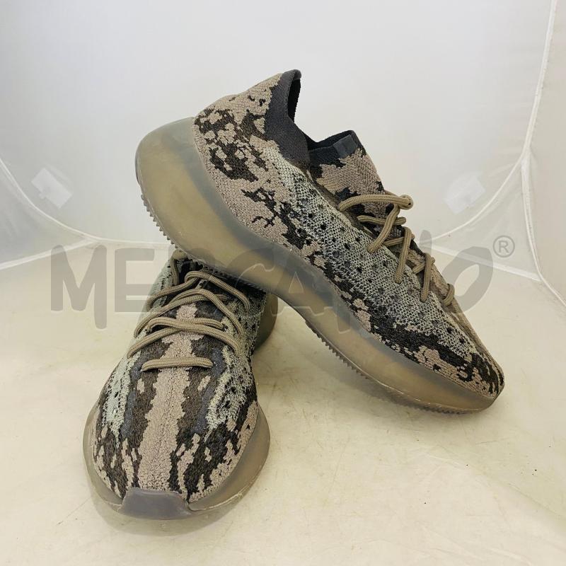 SNEAKERS UOMO ADIDAS YEEZY GRIGIO SFUMATO | Mercatino dell'Usato Lago patria - giugliano in c. 1