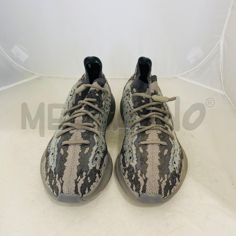 SNEAKERS UOMO ADIDAS YEEZY GRIGIO SFUMATO | Mercatino dell'Usato Lago patria - giugliano in c. 2