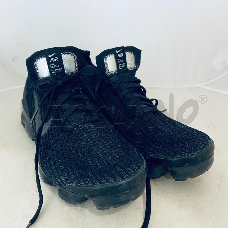 SNEAKERS UOMO NIKE AIR VAPORMAX NERE TELA | Mercatino dell'Usato Lago patria - giugliano in c. 1