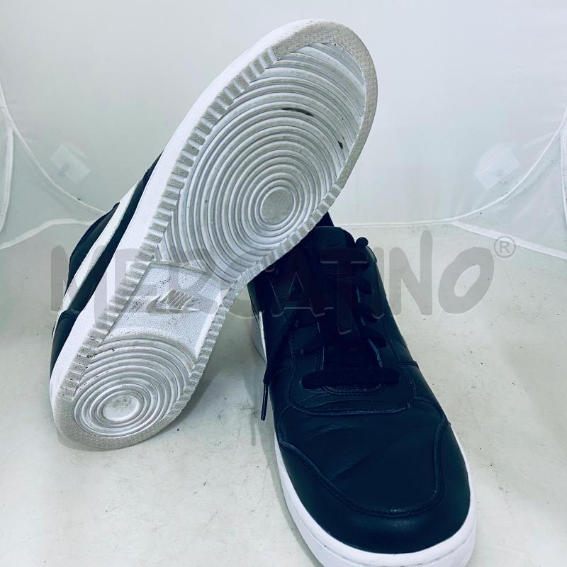 SNEAKERS UOMO NIKE NERE BAFFO BIANCO | Mercatino dell'Usato Lago patria - giugliano in c. 4