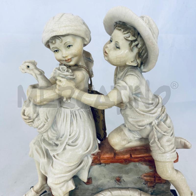 SOPRAMMOBILE CAPODIMONTE FIRMA G.A BAMVINI SU MURETTO | Mercatino dell'Usato Lago patria - giugliano in c. 2
