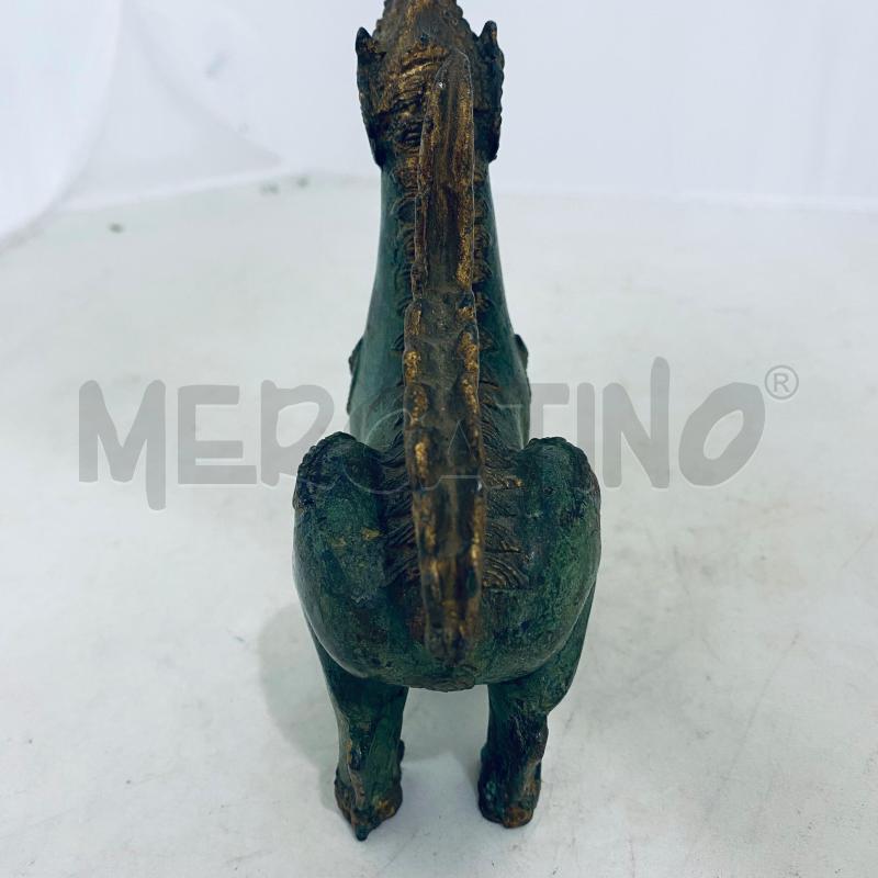 STATUETTA LEONE GUARDIANO METALLO DORATO | Mercatino dell'Usato Lago patria - giugliano in c. 4