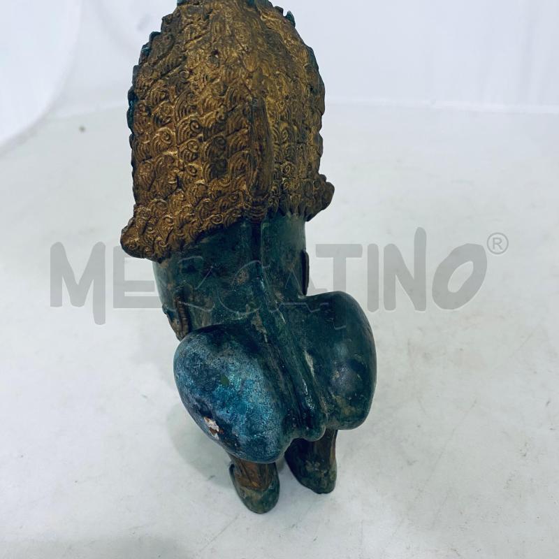 STATUETTA LEONE METALLO DORATO THAILANDESE DIFETTO PIEDE AVANTI | Mercatino dell'Usato Lago patria - giugliano in c. 5