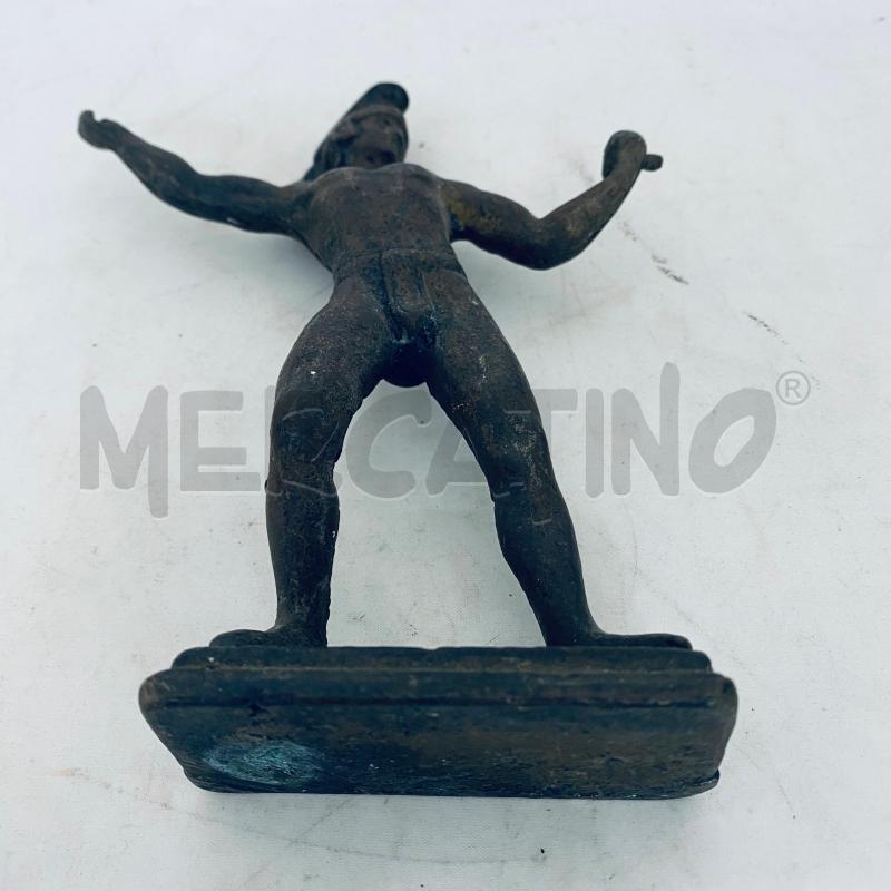 STATUINA FERRO UOMO CN ELMO | Mercatino dell'Usato Lago patria - giugliano in c. 3
