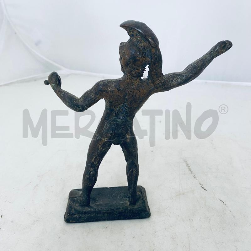 STATUINA FERRO UOMO CN ELMO | Mercatino dell'Usato Lago patria - giugliano in c. 5