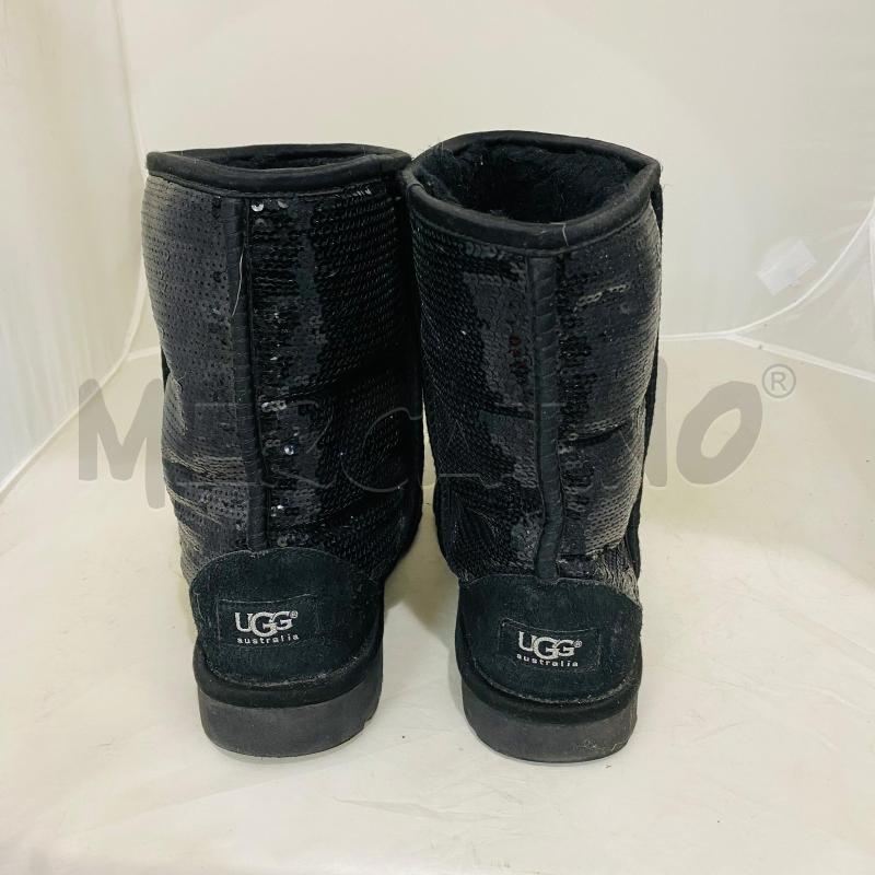 STIVALI DONNA UGG PAILLETTE NERE    | Mercatino dell'Usato Lago patria - giugliano in c. 3