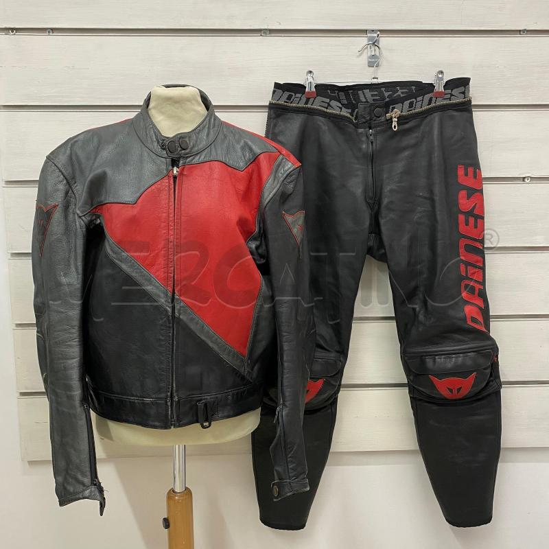 TUTA MOTO DONNA DAINESE PELLE GIUBBINO+PANTALONE   | Mercatino dell'Usato Lago patria - giugliano in c. 1