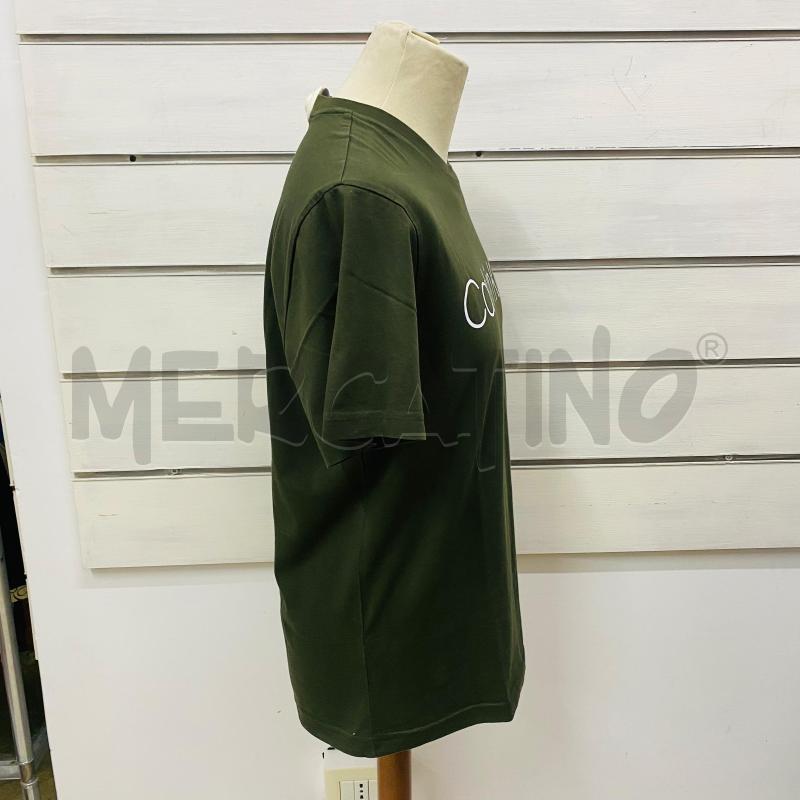 T SHIRT UOMO CALVIN KLEIN VERDE MILITARE SCRITTA BIANCA | Mercatino dell'Usato Lago patria - giugliano in c. 3