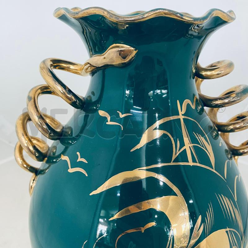 VASO VERDE DECORAZIONI DORATE MANICI SERPENTI | Mercatino dell'Usato Lago patria - giugliano in c. 3