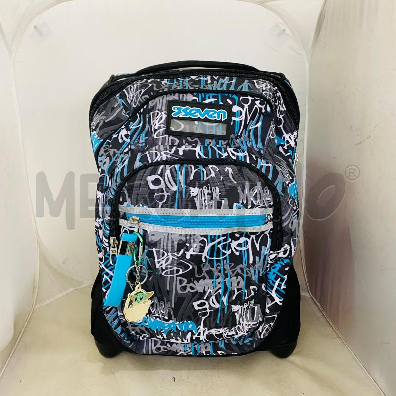 ZAINO SCUOLA SEVEN NERO SCRITTE PROFILO AZZURRO ROTELLE SOTTO | Mercatino dell'Usato Lago patria - giugliano in c. 1
