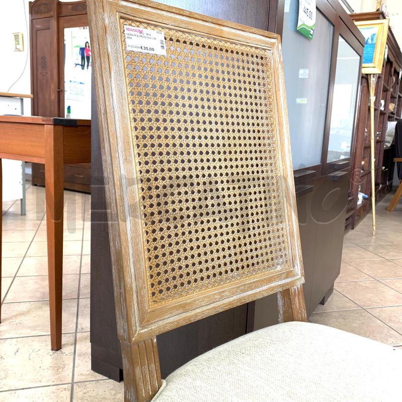 SEDIA POLTRONCINA CHIARA  | Mercatino dell'Usato Varcaturo - giugliano in c. 2