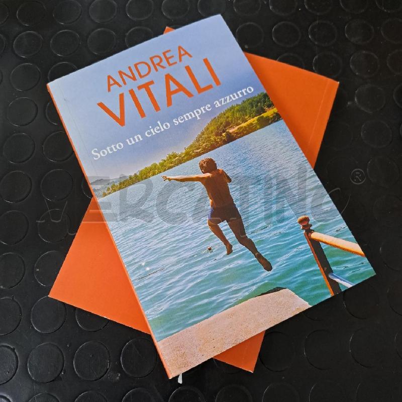 ANDREA VITALI - SOTTO UN CIELO SEMPRE AZZURRO  | Mercatino dell'Usato Ottaviano 1