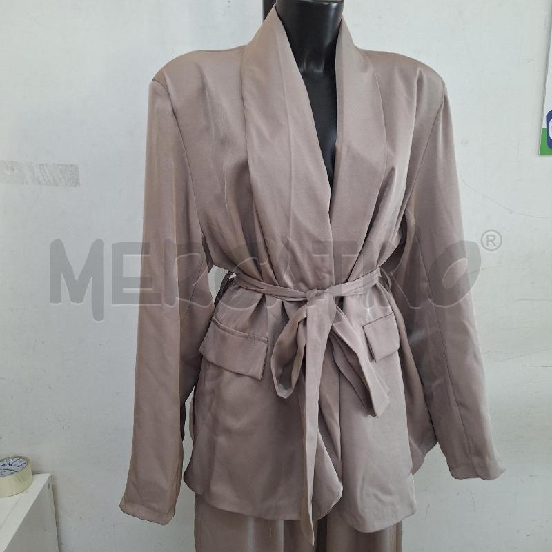 COMPLETO DONNA SL BEIGE NUOVO  | Mercatino dell'Usato Ottaviano 2