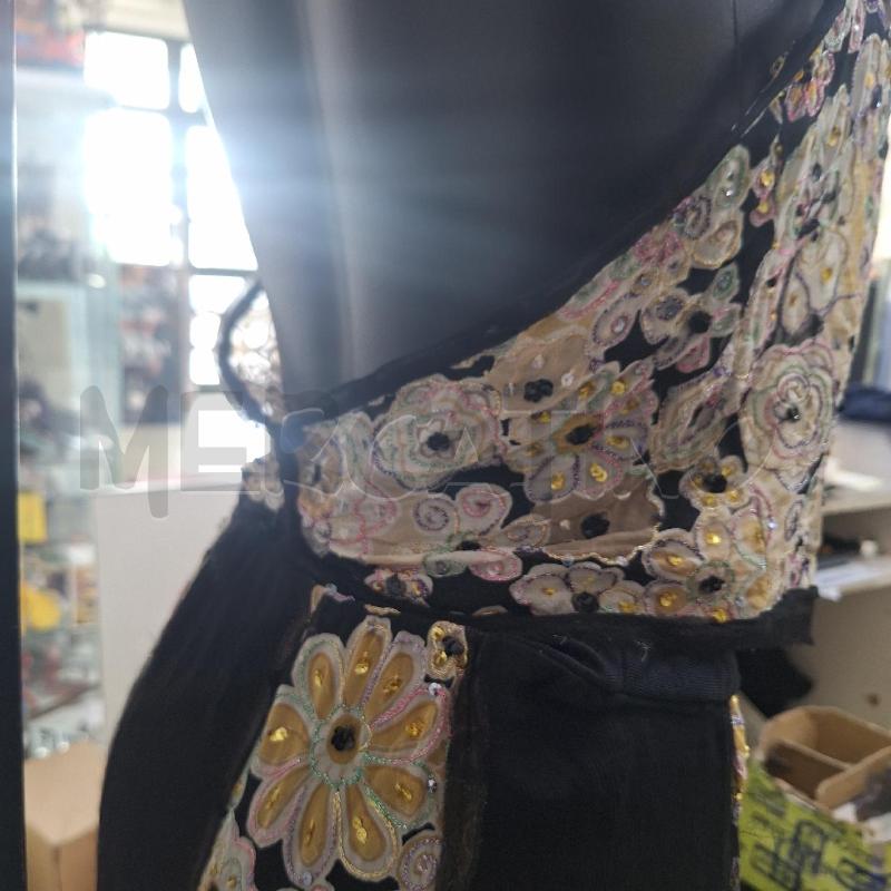 COMPLETO DONNA TWIN-SET GONNA TOP FORI APPLICAZIONI | Mercatino dell'Usato Ottaviano 3