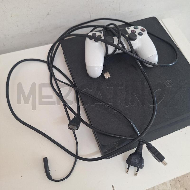 CONSOLLE PLAYSTATION 4 MOD. CHU-2116B + JOYSTICK BIANCO  | Mercatino dell'Usato Ottaviano 3