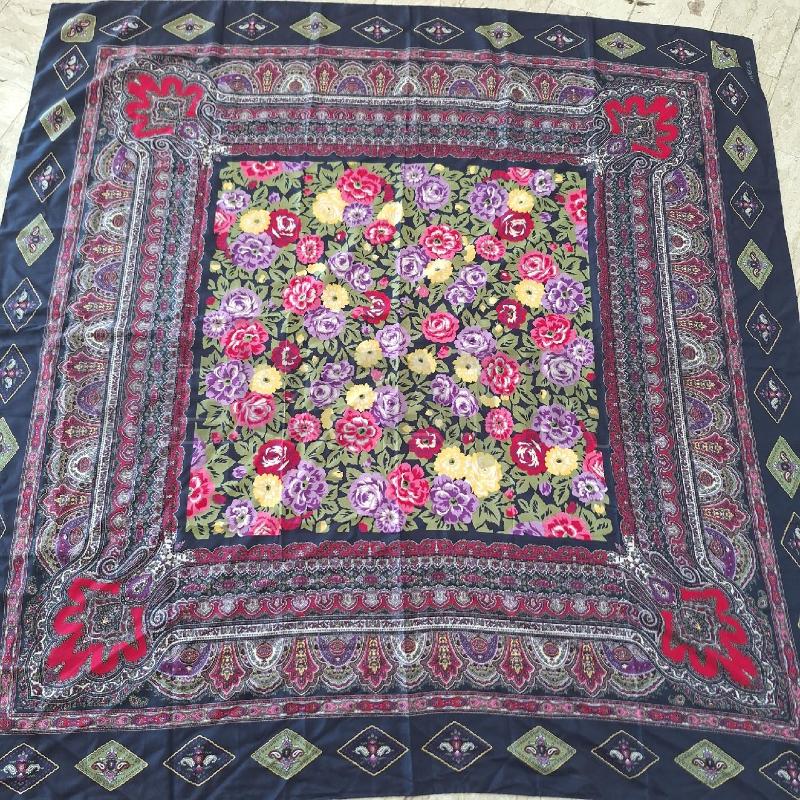 FOULARD GIANNI VERSACE VINTAGE BLU FUCSIA GRANDE | Mercatino dell'Usato Ottaviano 3