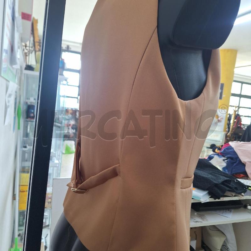 GILET DONNA BB POMPEI BEIGE NUOVO | Mercatino dell'Usato Ottaviano 3
