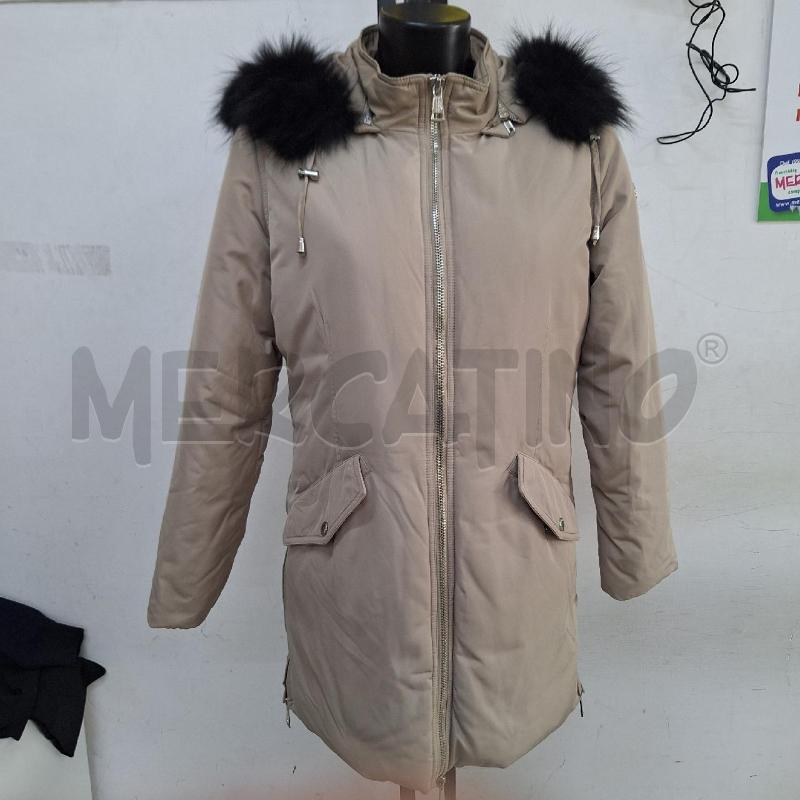 GIUBBINO DONNA CAMOMILLA BEIGE CAPPUCCIO PELLICCIOTTO NERO | Mercatino dell'Usato Ottaviano 2