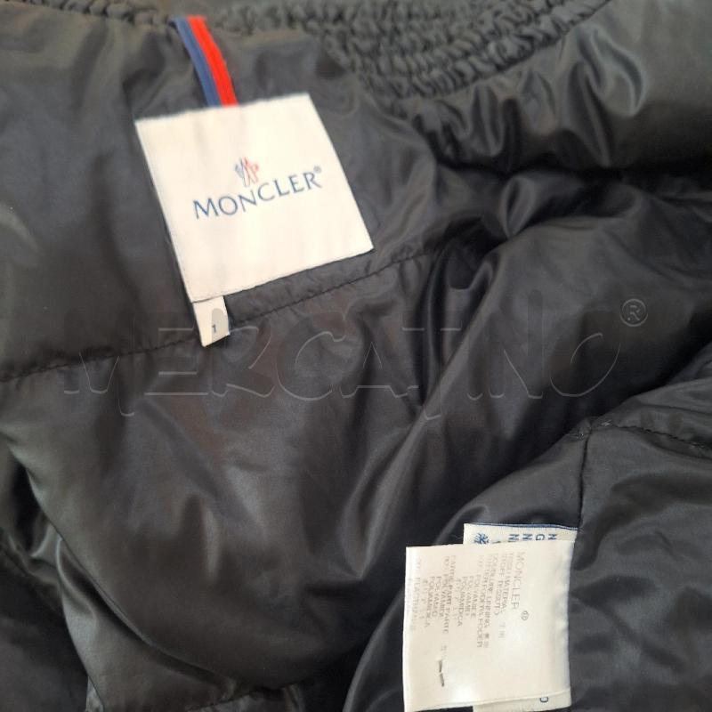 GIUBBINO DONNA MONCLER NERO COLLO GOFFRATO | Mercatino dell'Usato Ottaviano 3