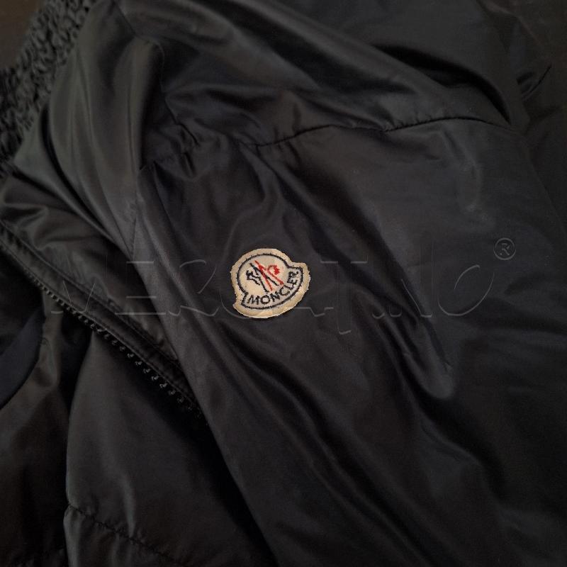 GIUBBINO DONNA MONCLER NERO COLLO GOFFRATO | Mercatino dell'Usato Ottaviano 5