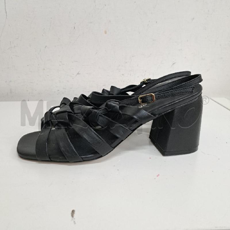 SANDALI DONNA ELVIO ZANON NERO TACCO BASSO | Mercatino dell'Usato Ottaviano 4