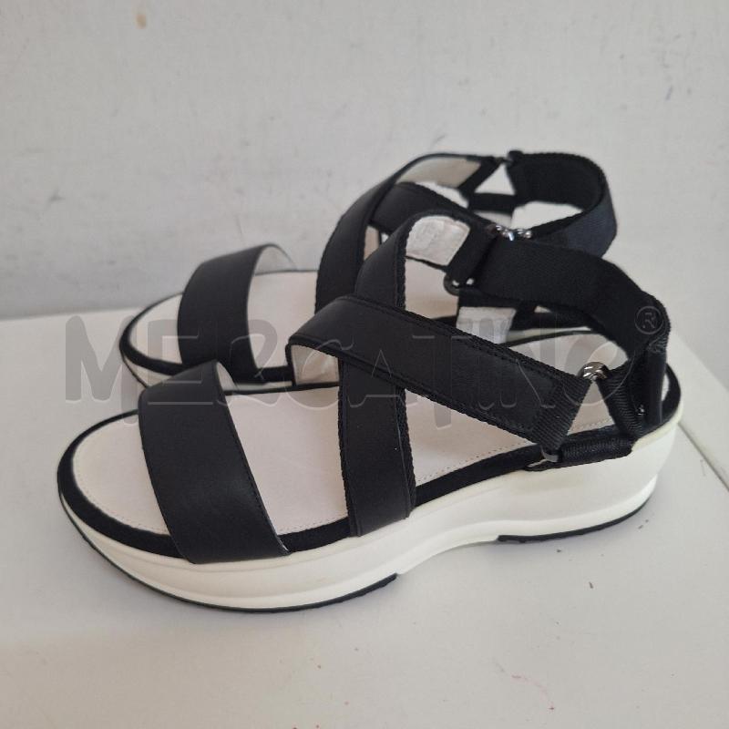 SANDALI DONNA LUMBERJACK NERO SUOLA BIANCO NUOVO | Mercatino dell'Usato Ottaviano 5