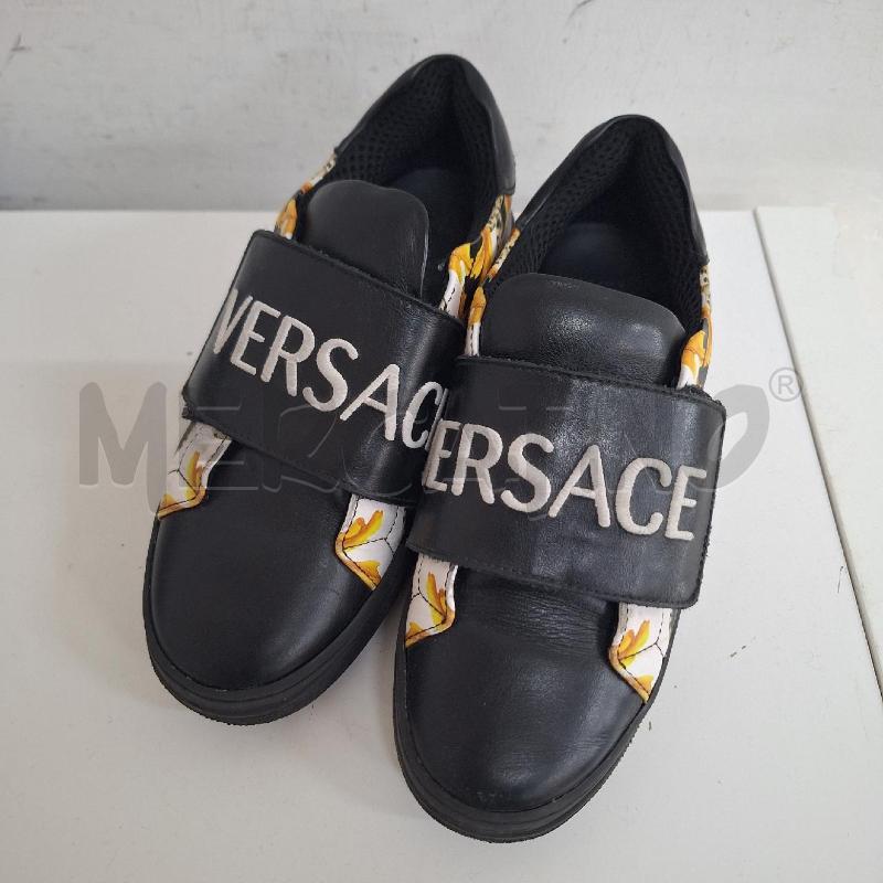 SCARPE BAMBINO VERSACE NERO DORATO | Mercatino dell'Usato Ottaviano 2