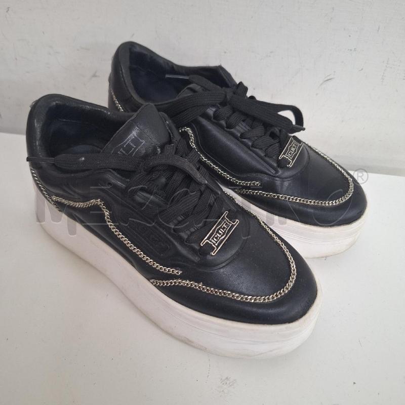 SCARPE DONNA CULT NERO SUOLA BIANCO | Mercatino dell'Usato Ottaviano 2