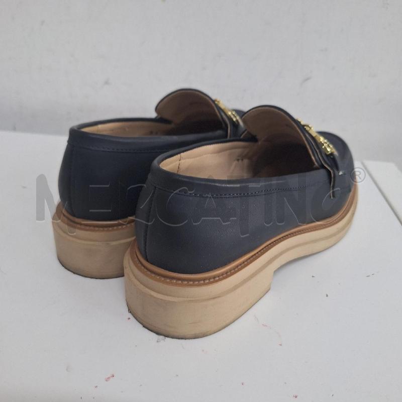 SCARPE DONNA LORA FERRES BLU | Mercatino dell'Usato Ottaviano 3
