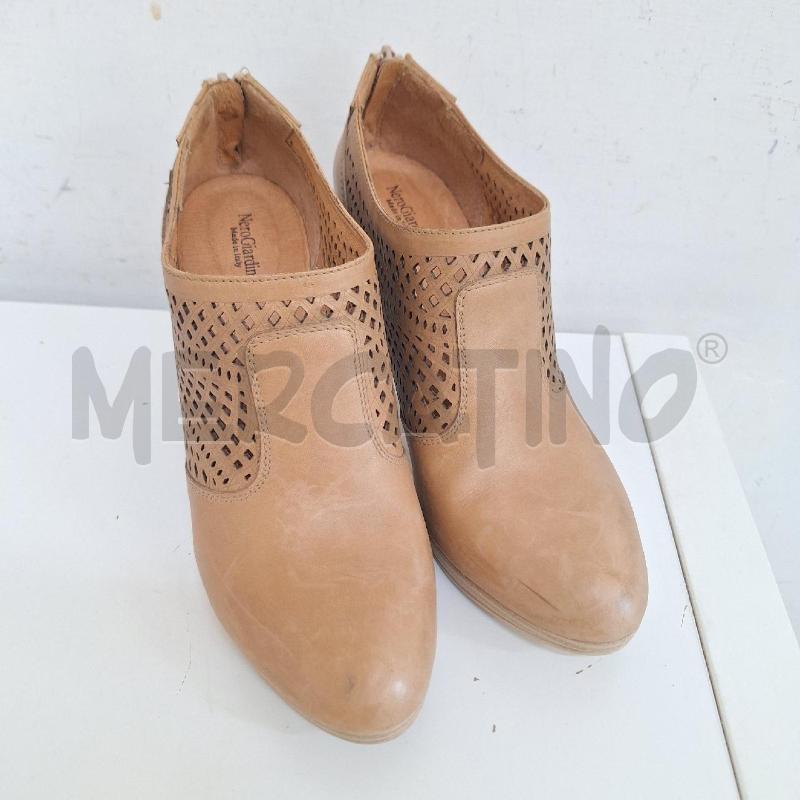 SCARPE DONNA NEROGIARDINI BEIGE FORI VERA PELLE TRONCHETTI | Mercatino dell'Usato Ottaviano 2