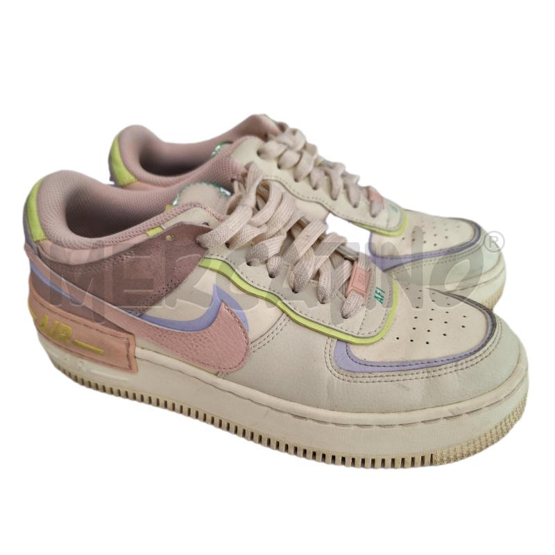 SCARPE DONNA NIKE ROSA GIALLO LILLA | Mercatino dell'Usato Ottaviano 1